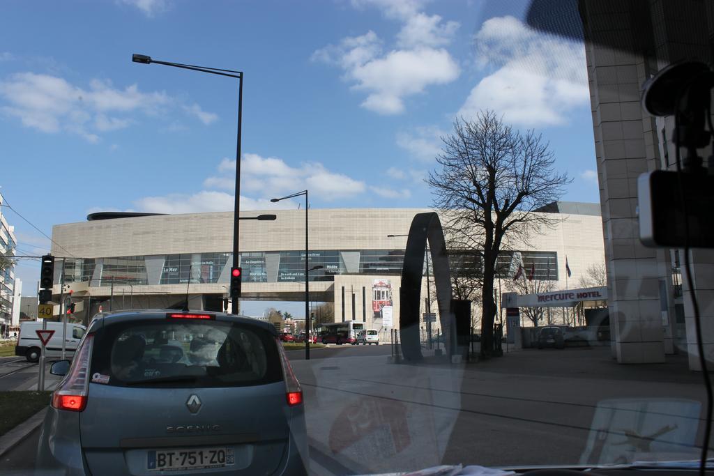 Studio Meuble Dijon Lägenhet Exteriör bild